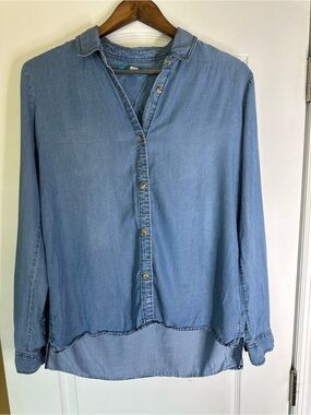 Buttons Western  Light Blue Chambray Button-Down Embroidered Shirt